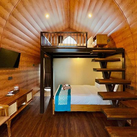 Nirvana Hotel Resort تيتيباتو المظهر الخارجي الصورة
