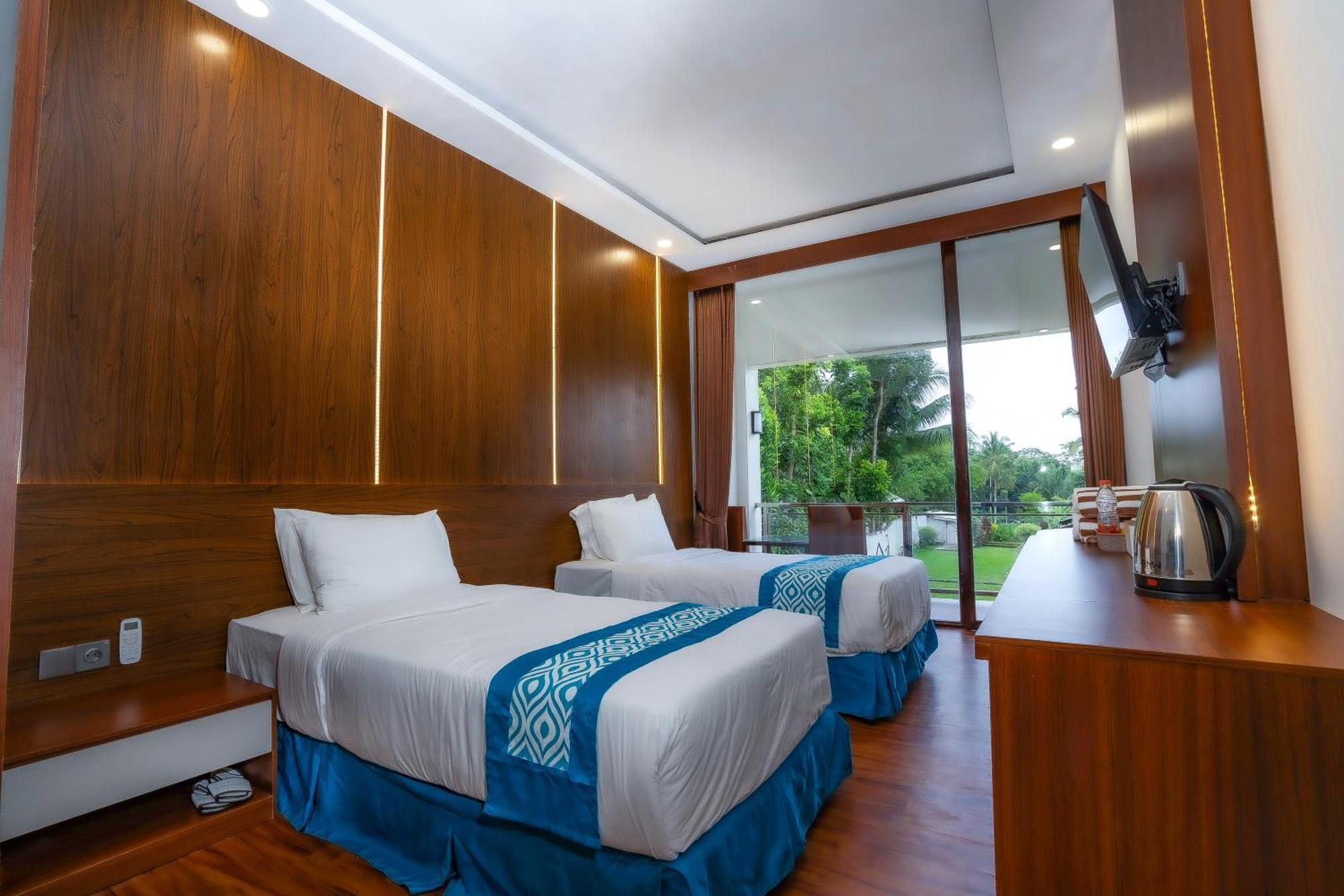 Nirvana Hotel Resort تيتيباتو المظهر الخارجي الصورة