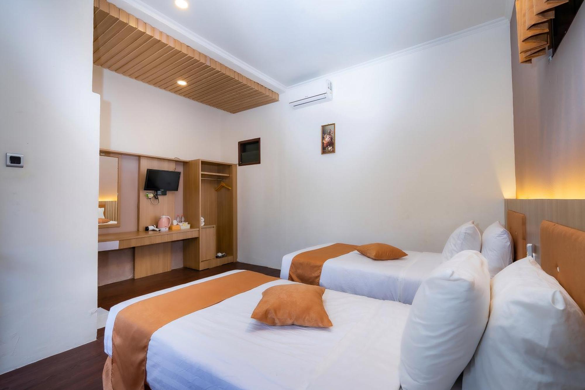 Nirvana Hotel Resort تيتيباتو المظهر الخارجي الصورة
