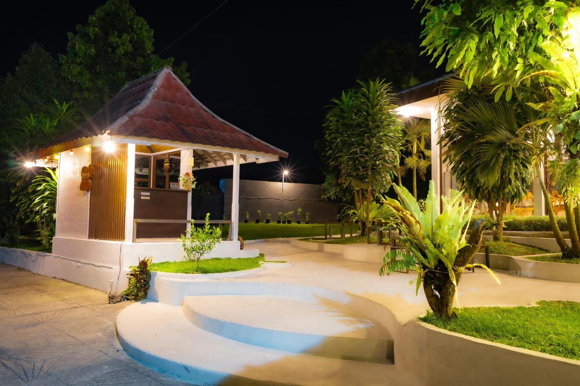 Nirvana Hotel Resort تيتيباتو المظهر الخارجي الصورة