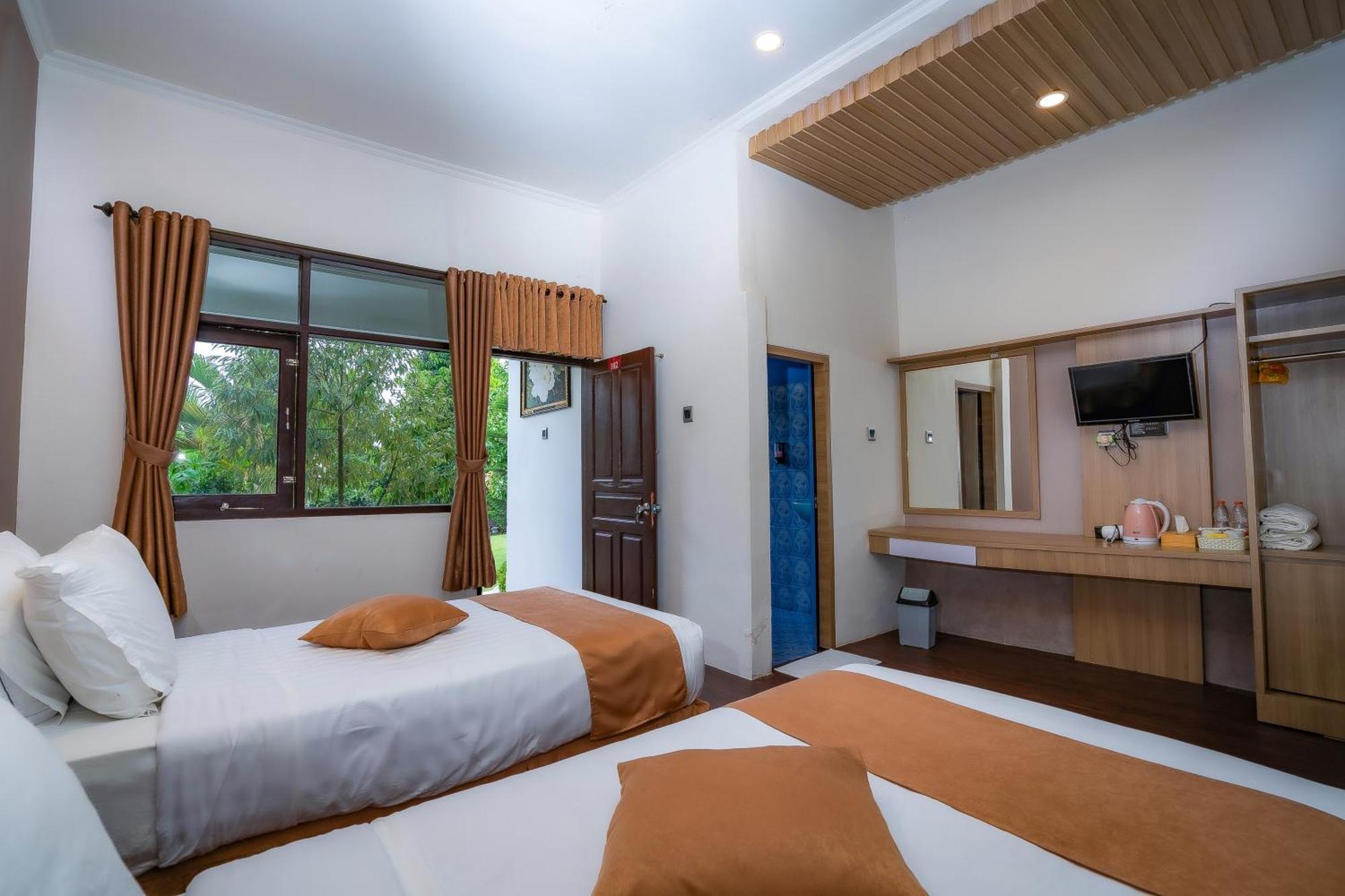 Nirvana Hotel Resort تيتيباتو المظهر الخارجي الصورة