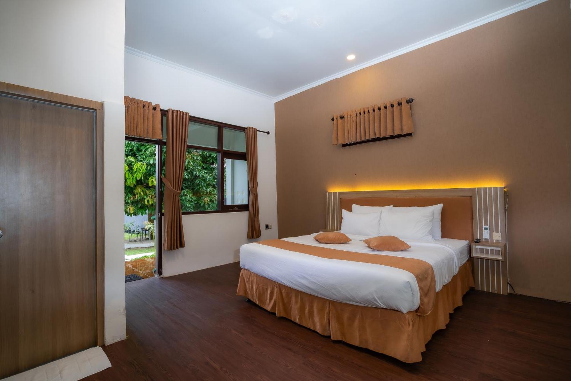 Nirvana Hotel Resort تيتيباتو المظهر الخارجي الصورة